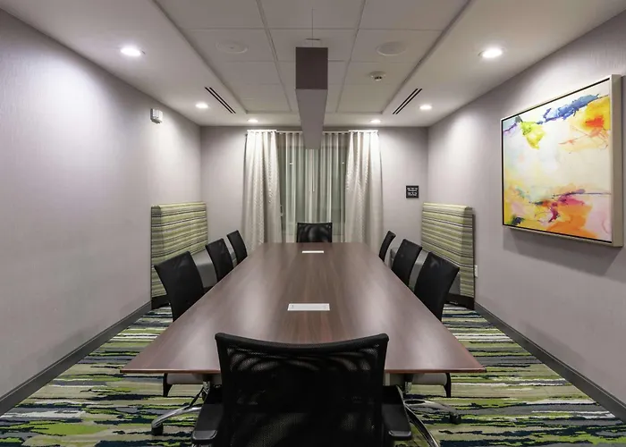 Hampton Inn & Suites Dallas East